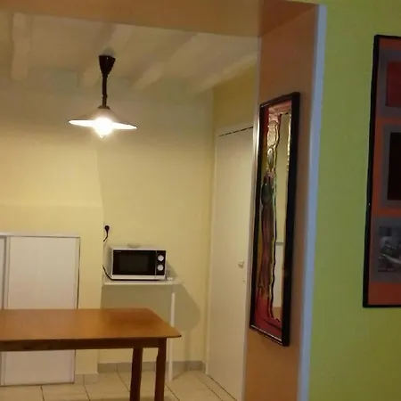 Location 24 Du Mans Louplande